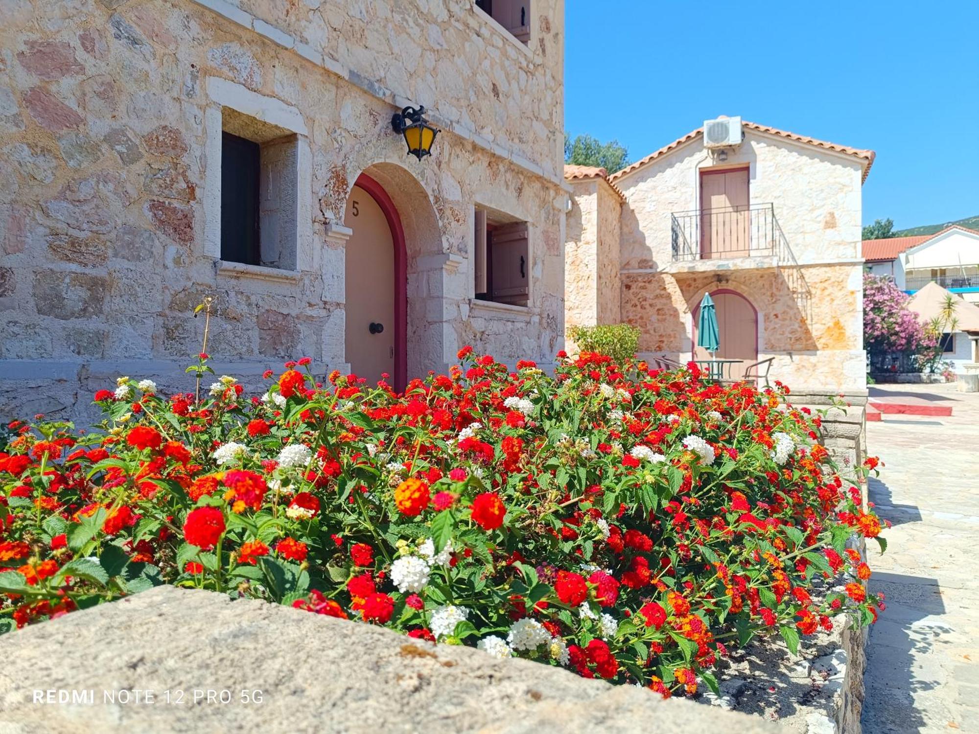 Spasmata Village Stone Maisonette Minia Bagian luar foto